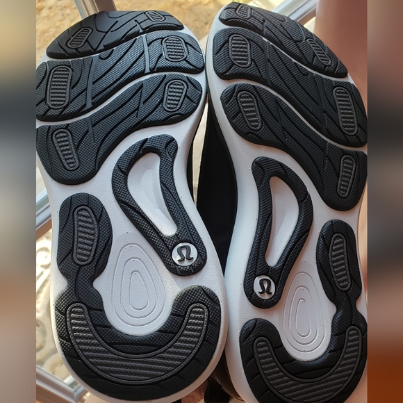 Lululemon New Women's Chargefeel Workout Shoe, Size 7 - Picture 3 of 10